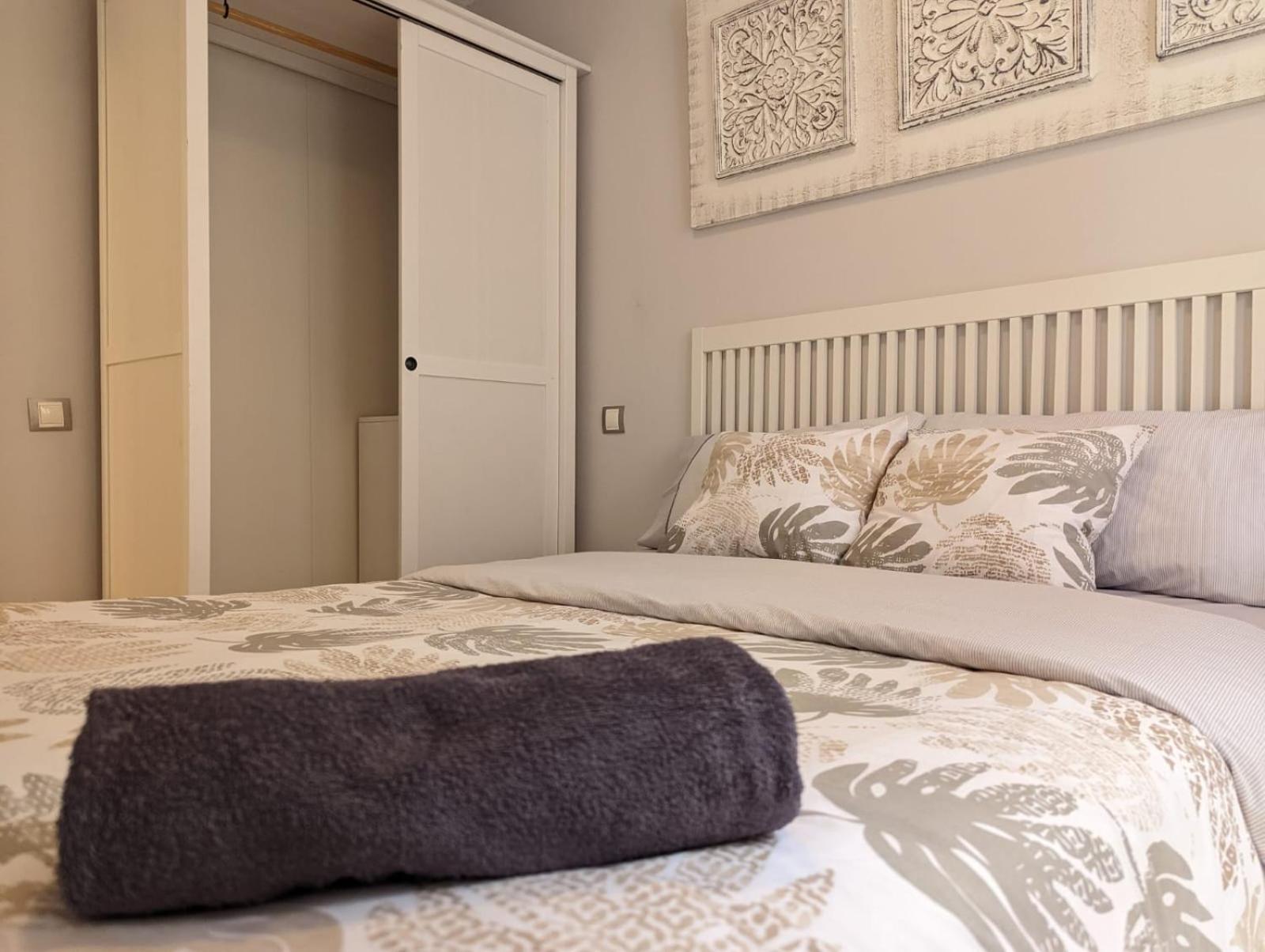 Apartamento Tranquilo, Cerca Del Centro โลโกรโญ ภายนอก รูปภาพ