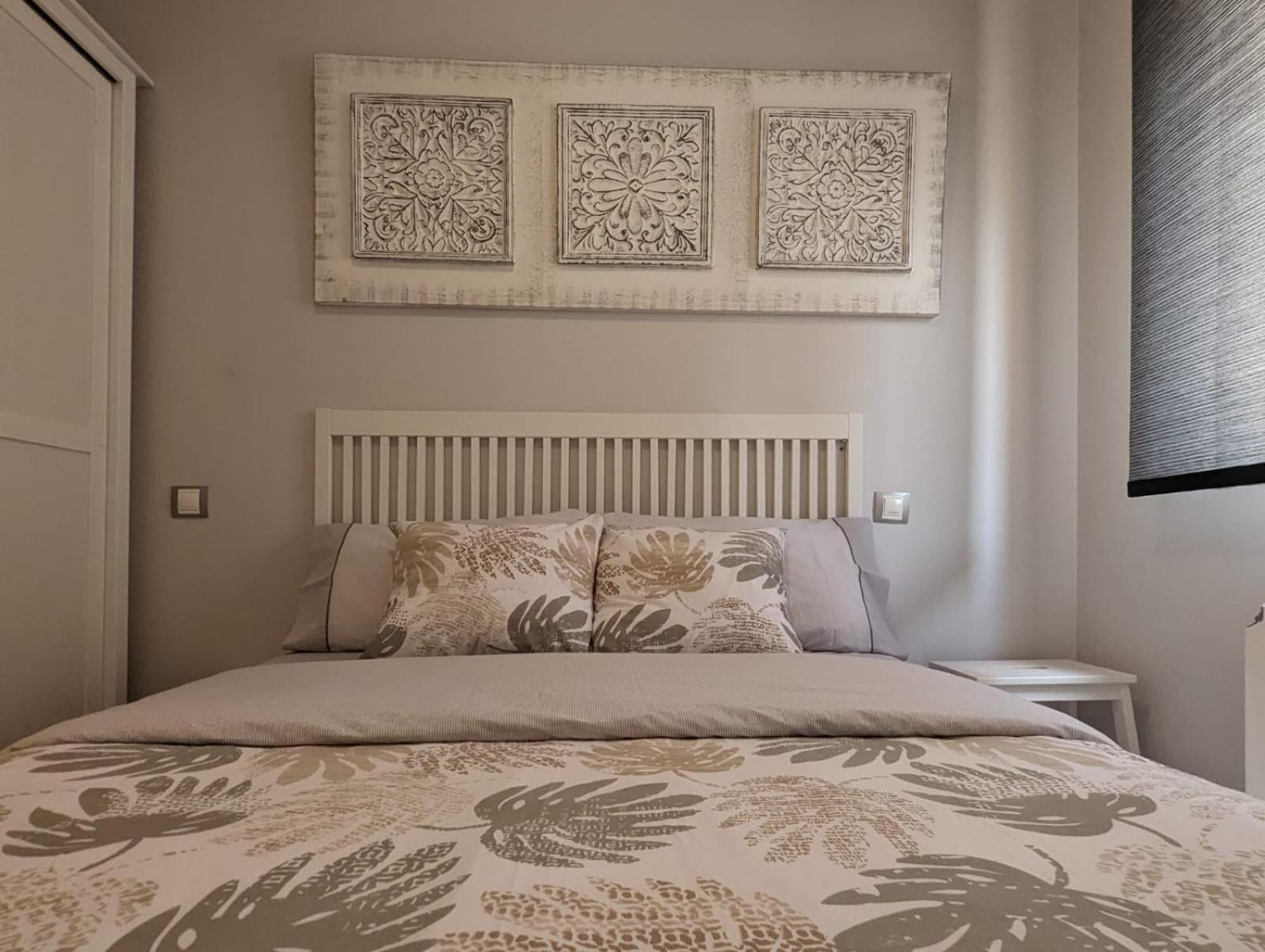 Apartamento Tranquilo, Cerca Del Centro โลโกรโญ ภายนอก รูปภาพ