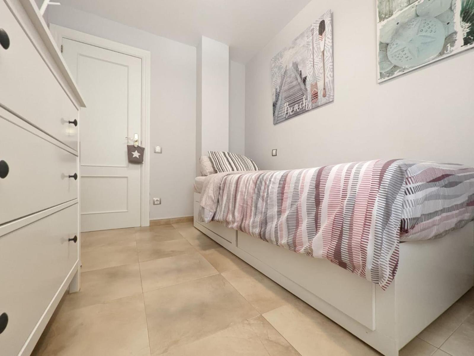 Apartamento Tranquilo, Cerca Del Centro โลโกรโญ ภายนอก รูปภาพ