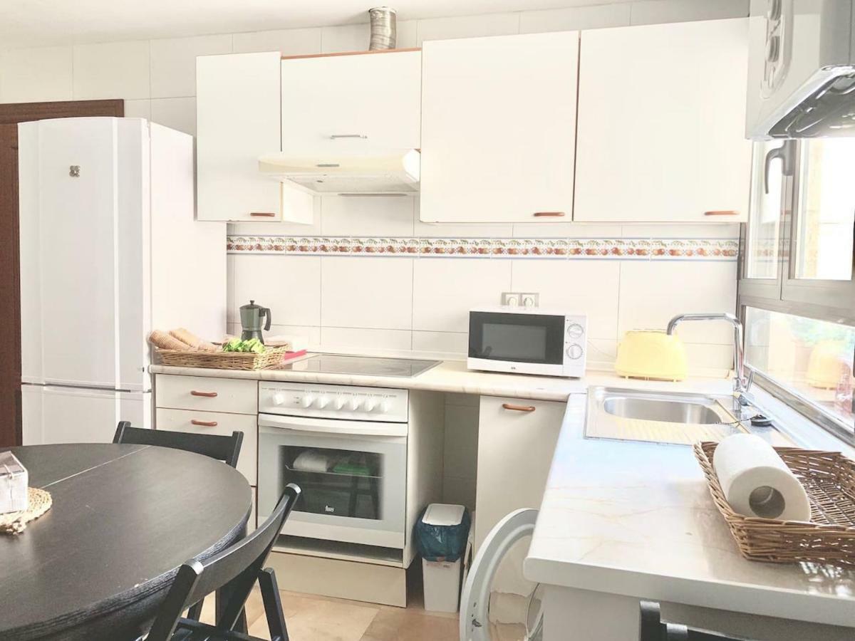 Apartamento Tranquilo, Cerca Del Centro โลโกรโญ ภายนอก รูปภาพ